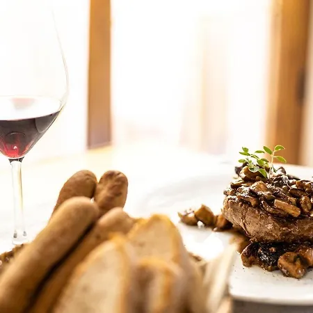 Hotel Ristorante Farneta Cortona